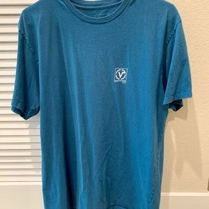 Vans T shirt, good condition with minor dark spot see photos. Size Large